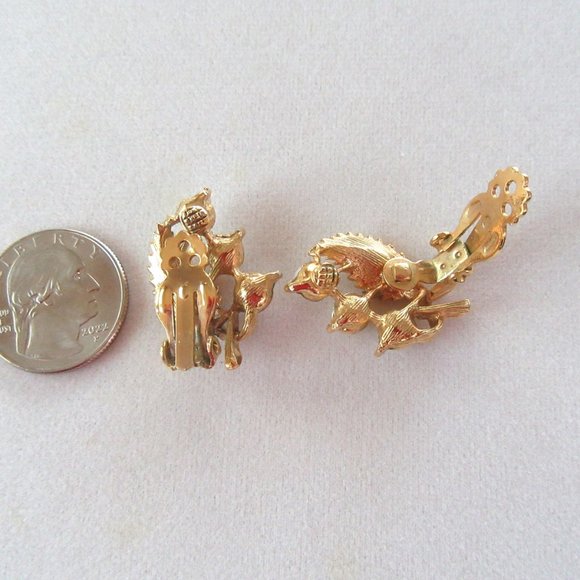 Faux pearl & gold leaves clip on vintage earrings - wedding - formalwear - 1960s - Picture 5 of 5